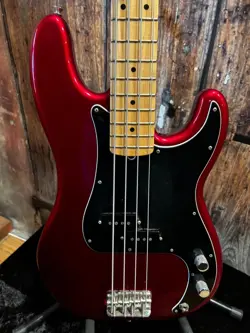 FENDER PRECISION BASS 60TH ANNIVERSARY P-BASS RED AMERICAN SPECIAL