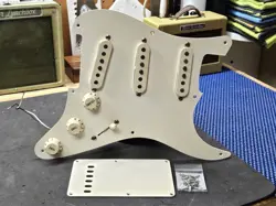 1999 FENDER VINTAGE 50'S STRAT GUITAR LOADED PICKGUARD PICKUPS POTS KNOBS SWITCH