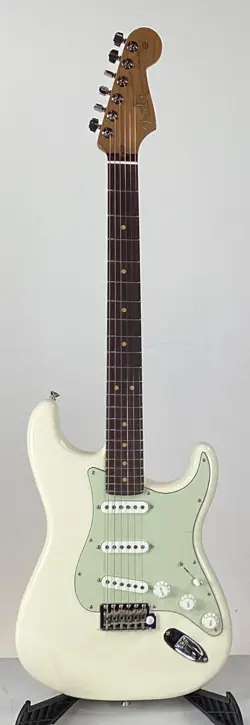 FENDER AMERICAN PROFESSIONAL II GT11 STRATOCASTER ELECTRIC GUITAR - TWISTED NECK