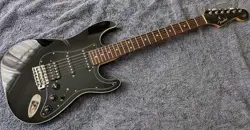 EXTREMELY BEAUTIFUL FENDER STRATOCASTER AST-M AERODYNE