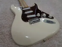 2016 FENDER STANDARD STRATOCASTER LOADED SEYMOUR DUNCAN'S VINTAGE WHITE GUITAR