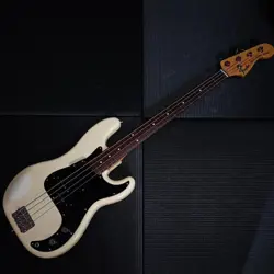 FENDER JAPAN PB70-70US OLYMPIC WHITE
