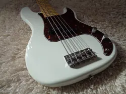 RARE 2015 FENDER SQUIER VINTAGE MODIFIED PRECISION V BASS OLYMPIC WHITE