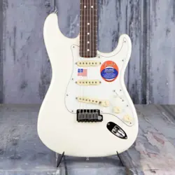 FENDER ARTIST SERIES JEFF BECK STRATOCASTER, OLYMPIC WHITE