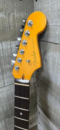 ULTRA STRAT NECK