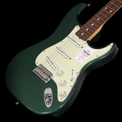 FENDER 2023 COLLECTION TRADITIONAL 60S STRATOCASTER AGED SHERWOOD GREEN