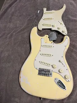 STRAT TRIBUTE RELIC