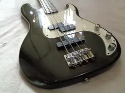 2001 FENDER SQUIER STANDARD PRECISION P BASS SPECIAL BLACK METALLIC