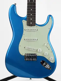 FENDER MADE IN JAPAN LIMITED STRATOCASTER XII (LAKE PLACID BLUE) #GG56D