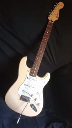 1994 FENDER STATOCASTER