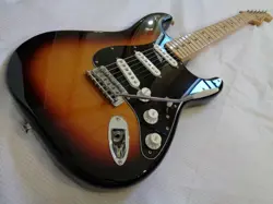 2017 FENDER STANDARD STRATOCASTER SSS MAPLE NECK MEXICO GUITAR 3 COLOR SUNBURST