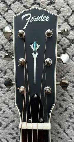 FENDER PR-180E PARAMOUNT