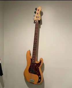 4-STRING BASS MEXICAN