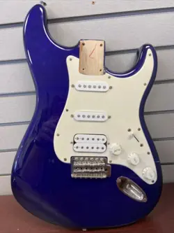 2005 BLUE FENDER SQUIER AFFINITY STRATOCASTER GUITAR BODY LOADED CLEAN INDONESIA