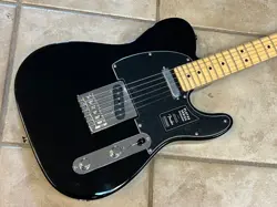 2023 FENDER PLAYER TELECASTER MAPLE FINGERBOARD BLACK
