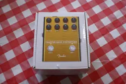 FENDER TRAPPER BASS DISTORTION PEDAL, 0234564000