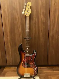 FENDER MIJ HERITAGE 60S PRECISION BASS