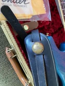 STRATOCASTER BUILT BY