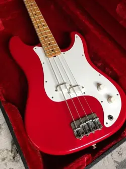 1982 FENDER BULLET BASS (B-30) SHORT SCALE W/HSC