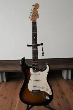 EXCELLENT CONDITION FENDER USA FENDER STRAT AMERICAN STANDARD