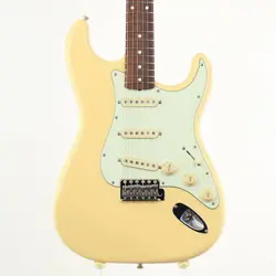 FENDER FENDER TRADITIONAL 60S STRATOCASTER VINTAGE WHITE [SN JD18006139]