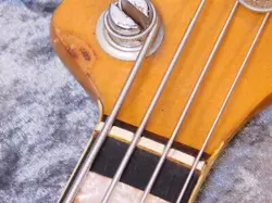 FENDER JAZZ BASS '67