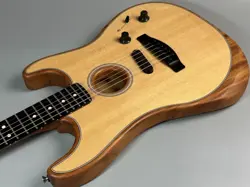 FENDER AMERICAN ACOUSTASONIC STRATOCASTER