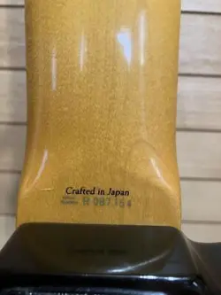 FENDER PRECISION BASS CRAFTED IN JAPAN