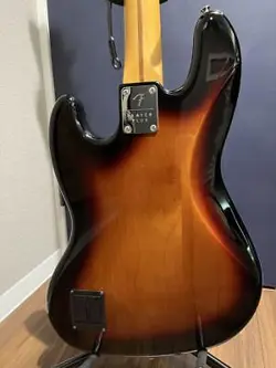FENDER PLAYER PLUS JAZZ BASS USED