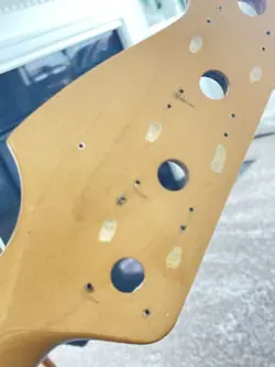 PRECISION BASS NECK.