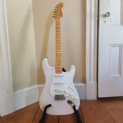 FENDER AMERICAN ORIGINAL '50S STRATOCASTER IN WHITE BLONDE - EXCELLENT