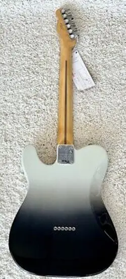 GUITAR IN SILVER