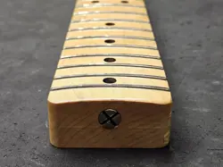 THINLINE MAPLE 4-BOLT