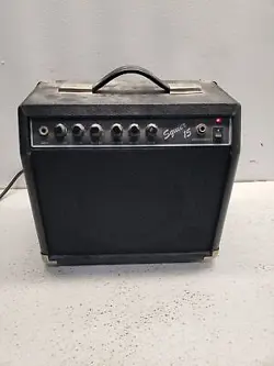 VINTAGE FENDER SQUIER 15 GUITAR PRACTICE AMP 42 WATTS (TESTED)