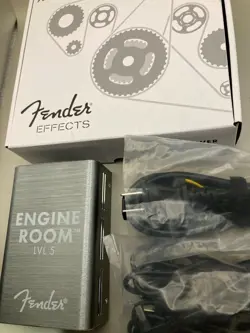 FENDER ENGINE ROOM LVL5 GUITAR EFFECTS PEDAL POWER SUPPLY USED