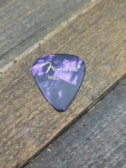 VINTAGE FENDER GUITAR PICK MEDIUM CLASSIC CELLULOID PURPLE MOTO