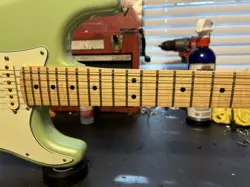 MIM FENDER STRATOCASTER