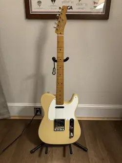 FENDER VINTERA II '50S NOCASTER ELECTRIC GUITAR