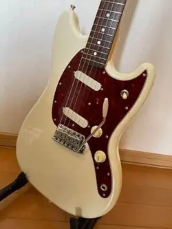 FENDER JAPAN CHAR MUSTANG 2023 ELECTRIC GUITAR OLYMPIC WHITE WITH SOFT CASE