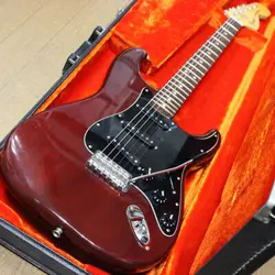 FENDER STRATOCASTER WINE RED COLOR ROSEWOOD FINGERBOARD 1978 (1978)