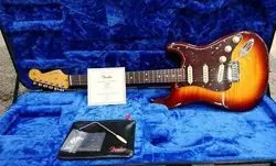 PROFESSIONAL 2STRATOCASTER COMET