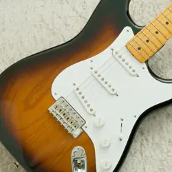 21954 STRATOCASTER -2-COLOR