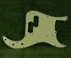 PRECISION P BASS PICKGUARD FOR USA FENDER WIDE BEVEL - MINT GREEN 3 PLY