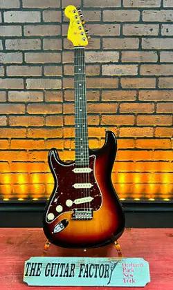 STRATOCASTER LEFT-HANDED COLOR