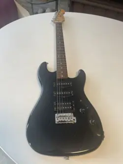 STRATOCASTER HSS 80S