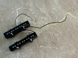 SET FENDER NOISELESS JAZZ BASS PLAYER PLUS PICKUPS V 5-STRING