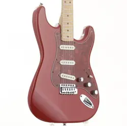 FENDER TRADITIONAL STRATOCASTER TRINO RED/M MOD 1998-99/3.52KG