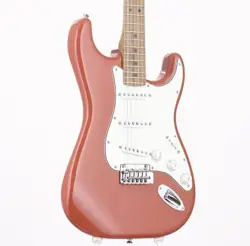 FENDER LIMITED EDITION PLAYER STRATOCASTER FIESTA RED