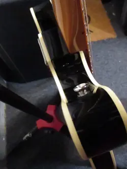 STARCASTER GUITAR W/