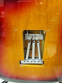 FENDER MEXICO CLASSIC SERIES 60S STRATOCASTE USED 2015 ALDER BODY W/SOFT CASE